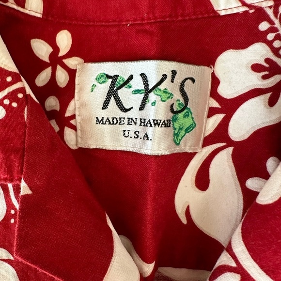 Ky’s Red Button Down Hawaiian Shirt - Picture 3 of 5